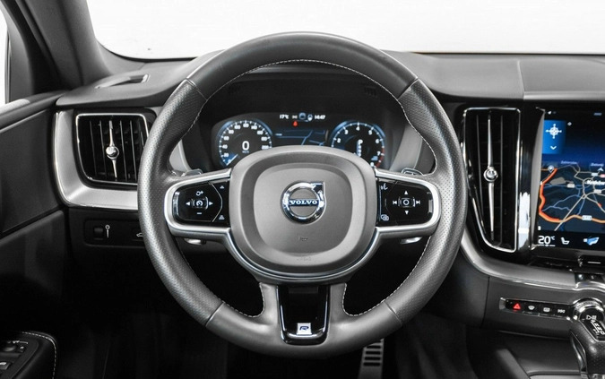 Volvo XC 60 cena 153500 przebieg: 66593, rok produkcji 2018 z Grójec małe 781